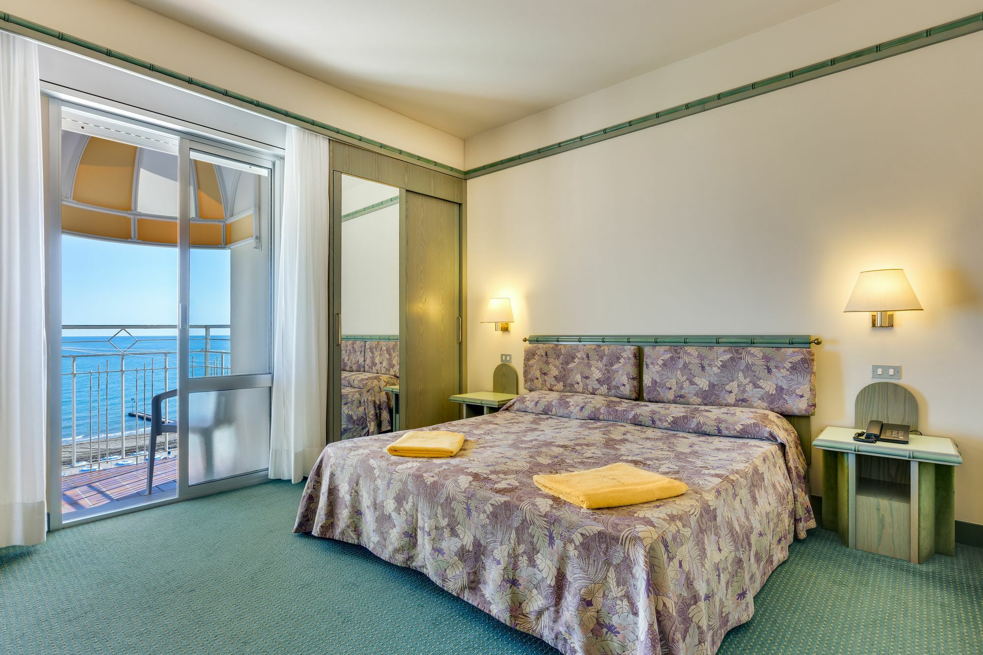 Hotel Montecarlo Lido di Jesolo Exterior foto